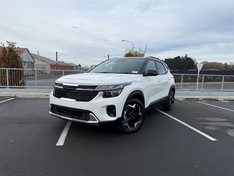 2026 Kia Seltos EX 2.0 (Two Tone)