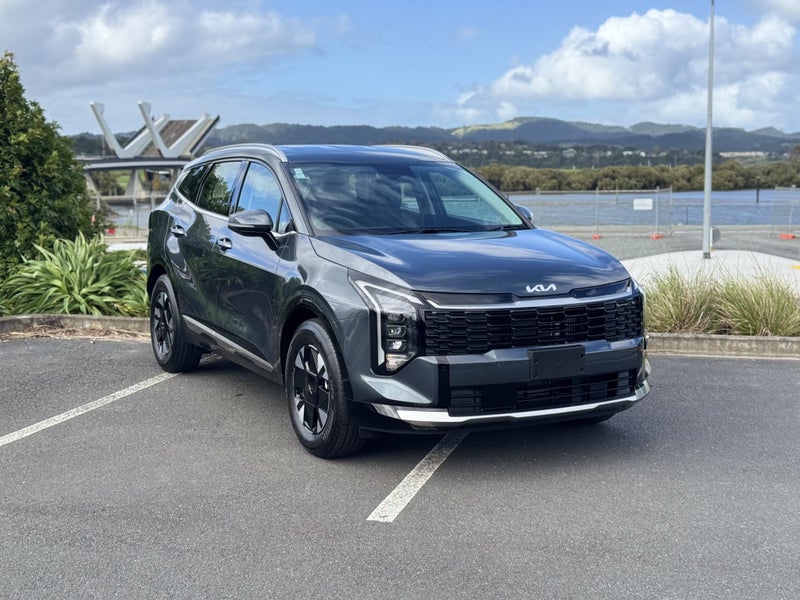 2026 Kia Sportage LIGHT 1.6 HEV AWD