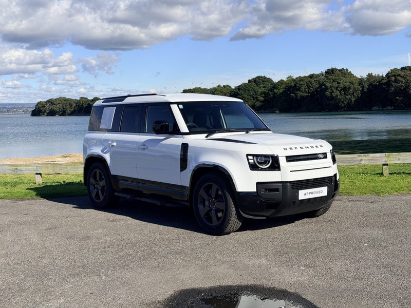2026 Land Rover Defender 110 D350 X-Dynamic SE