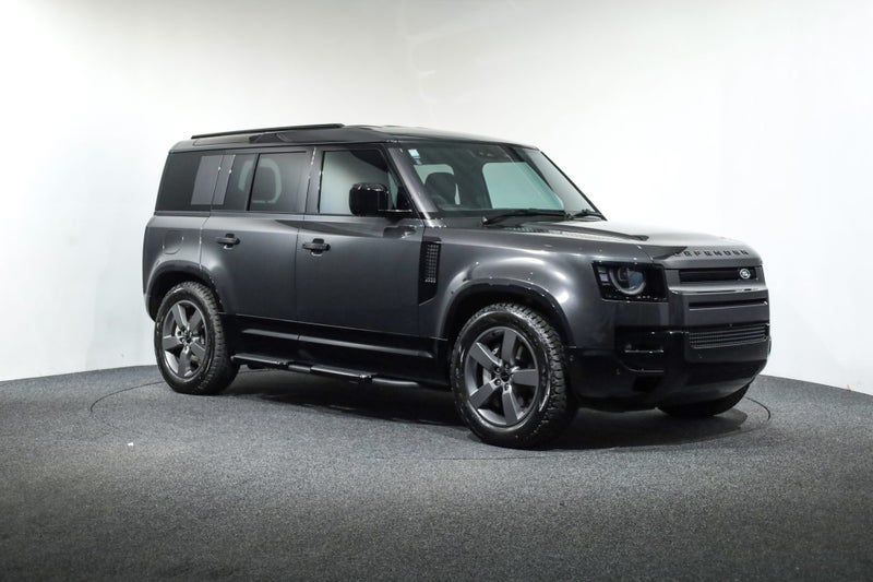 2026 Land Rover Defender 110 D350 X-Dynamic SE