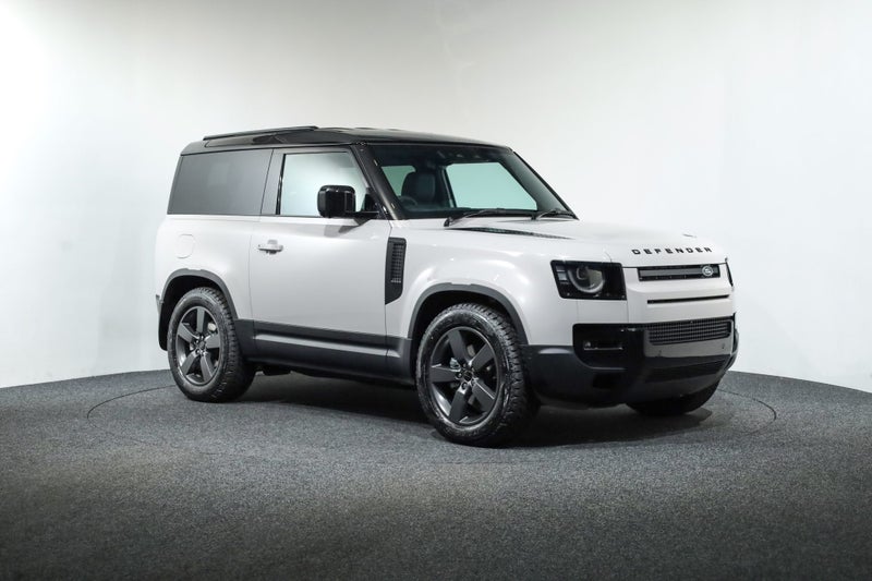 2026 Land Rover Defender 90 D250 S