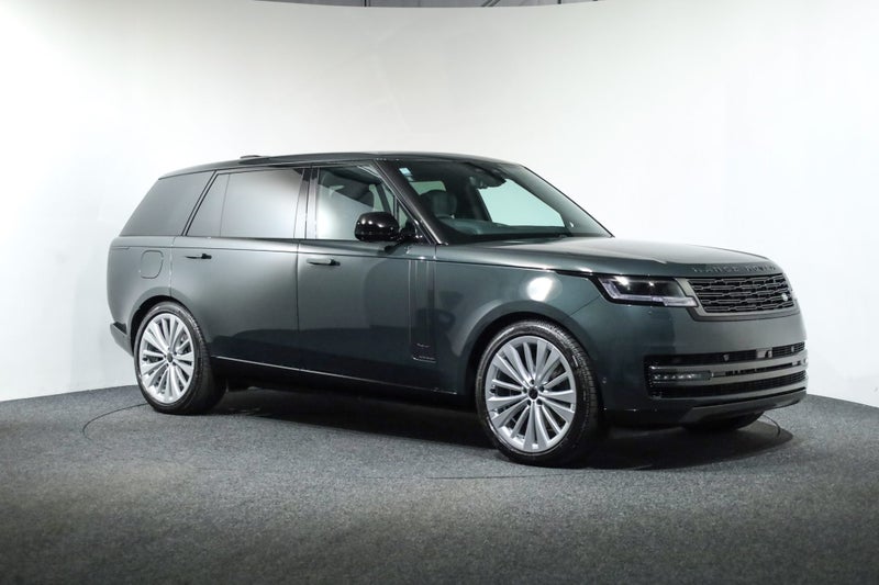 2026 Land Rover Range Rover P530 Autobiography LWB