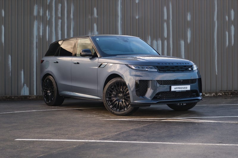 2026 Land Rover Range Rover Sport P635 SV