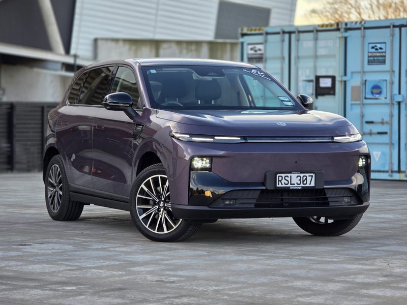 2026 Leapmotor B10 Design | 67kWh | RWD