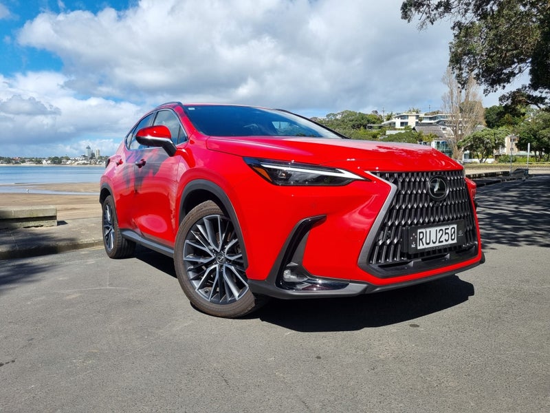 2026 Lexus NX 450h+ Limited 2.5L Plug-in Hybrid...