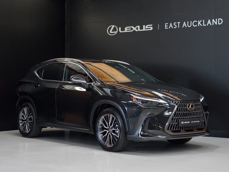 2026 Lexus NX 450h+ Limited 2.5P PHEV ECVT AWD...