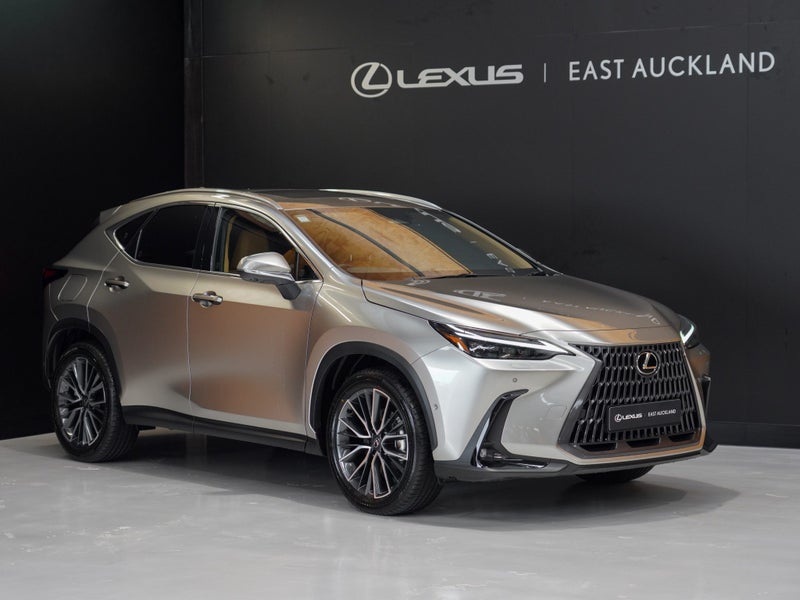 2026 Lexus NX 450h+ Limited 2.5P PHEV ECVT AWD...