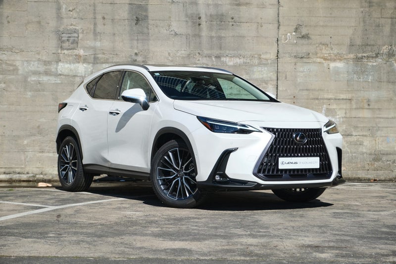 2026 Lexus NX 450h+ Limited