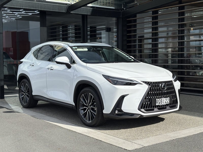 2026 Lexus NX 450h+ Limited AWD