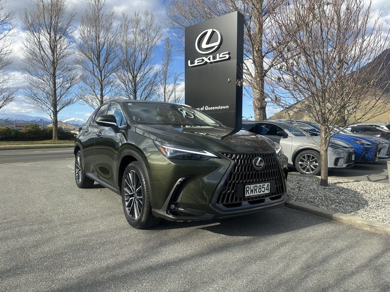 2026 Lexus NX 450h+ Limited PHEV AWD