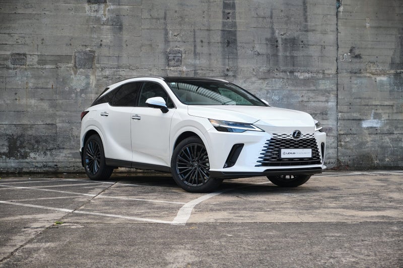 2026 Lexus RX 450h+ Limited