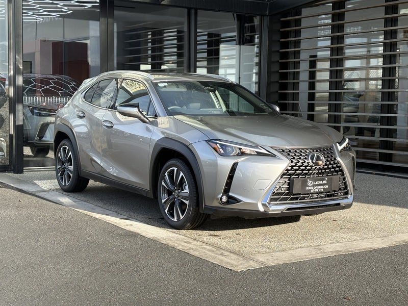 2026 Lexus UX 300h Premium 2.0L Hybrid