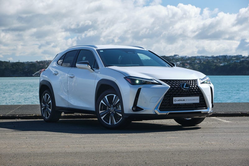 2026 Lexus UX 300h Premium