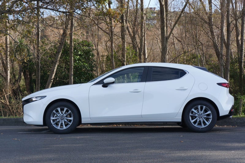 2026 Mazda 3 L HATCH 2.0 GSX 6AT
