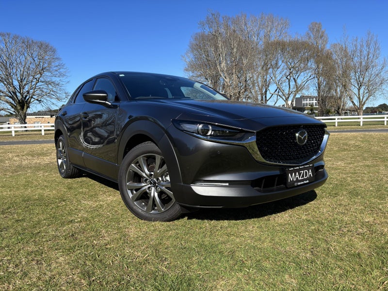 2026 Mazda CX-30 TAKAMI M HYBRID