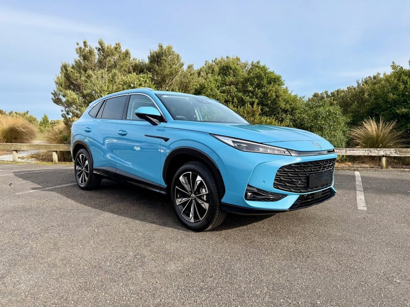 2026 MG HS Essence 1.5Pt (Top Spec)