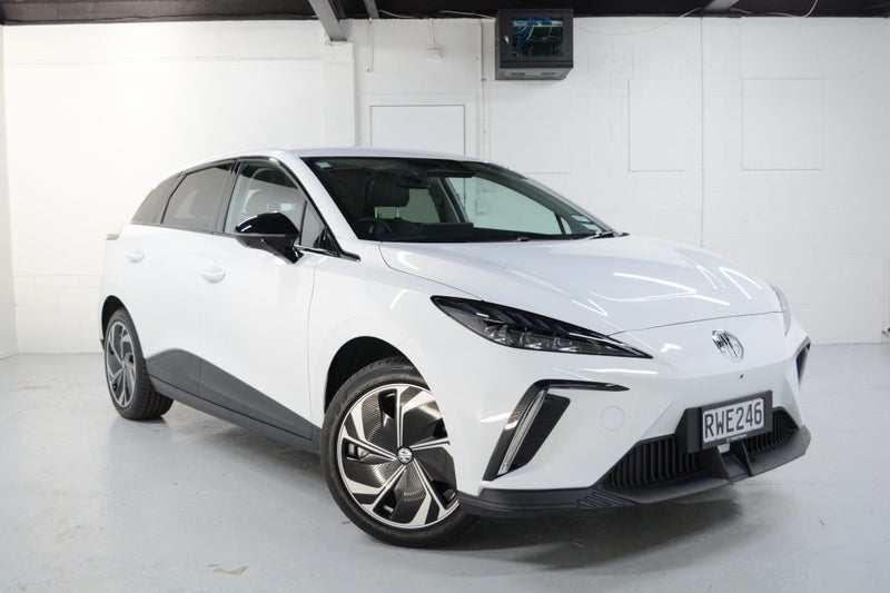 2026 MG MG4 Essence 64kWh