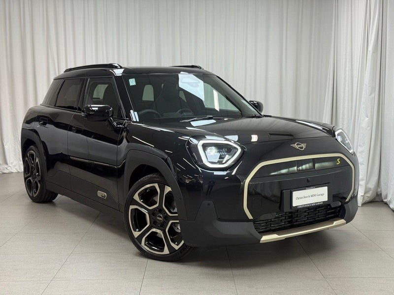 2026 MINI Aceman Aceman SE Favoured