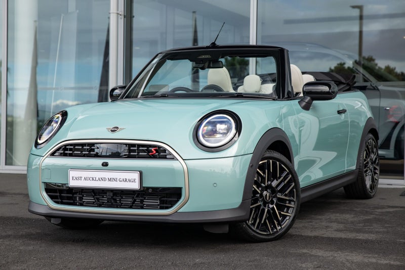 2026 MINI cabrio Cooper S Favoured