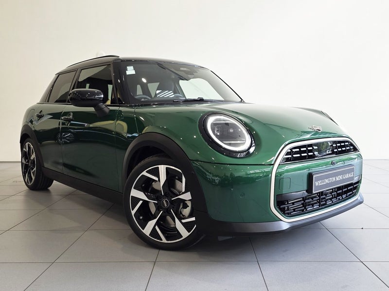2026 MINI Cooper 5 Door C Favoured Spec