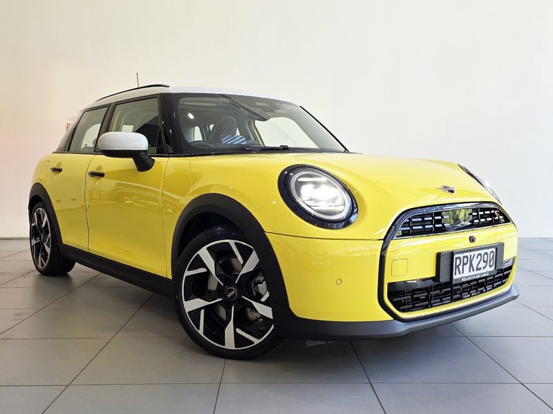 2026 MINI Cooper S Classic 5 Dr
