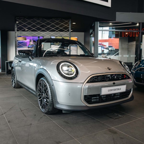 2026 MINI Cooper S Convertible Favoured