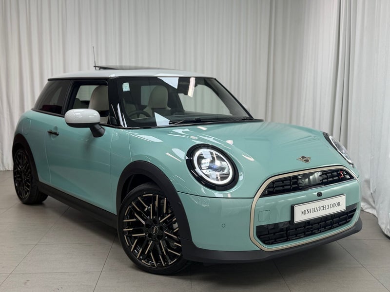 2026 MINI Cooper S Cooper S 3Door Favoured