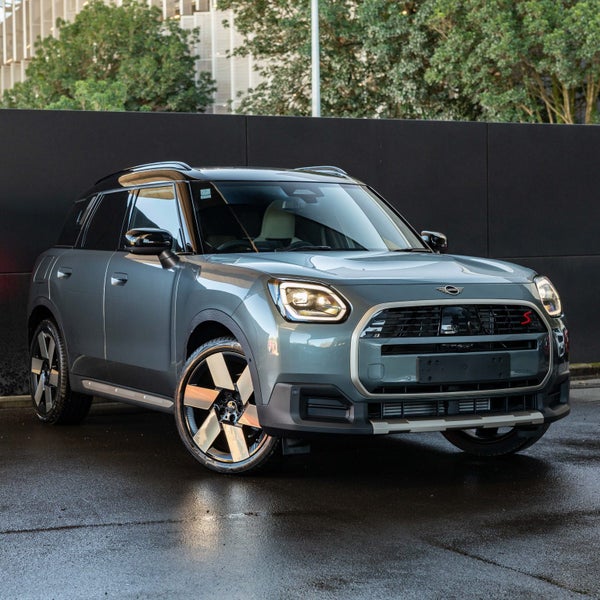 2026 MINI Countryman Cooper S ALL4 Favoured