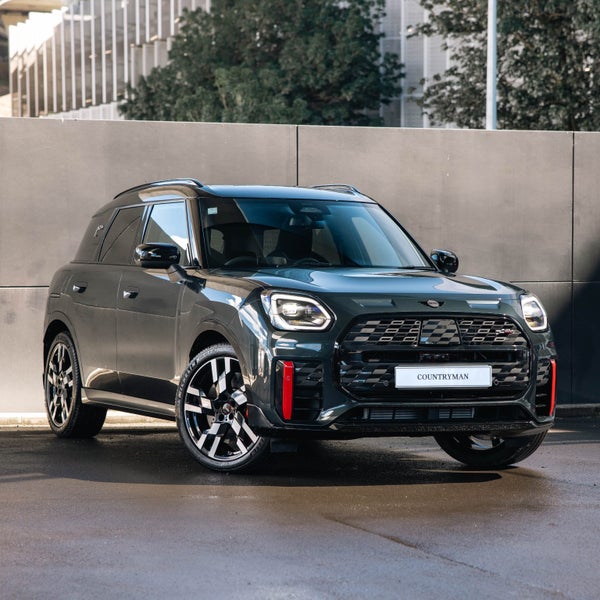 2026 MINI Countryman JCW ALL4 Favoured