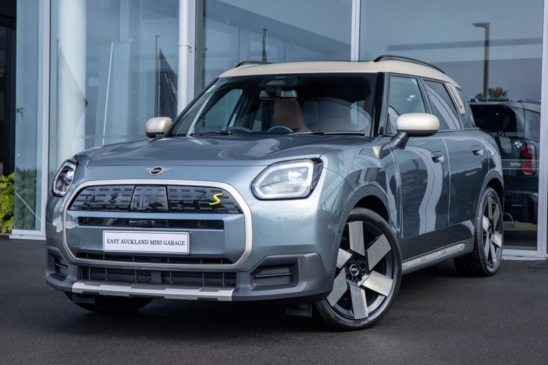 2026 MINI Countryman SE ALL4 Full electric Favo...