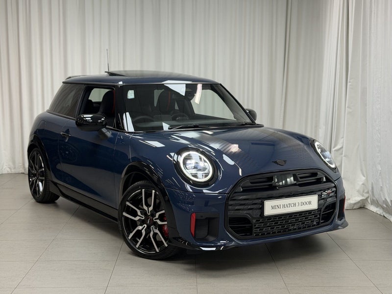 2026 MINI JCW JCW Cooper 3Door Favoured