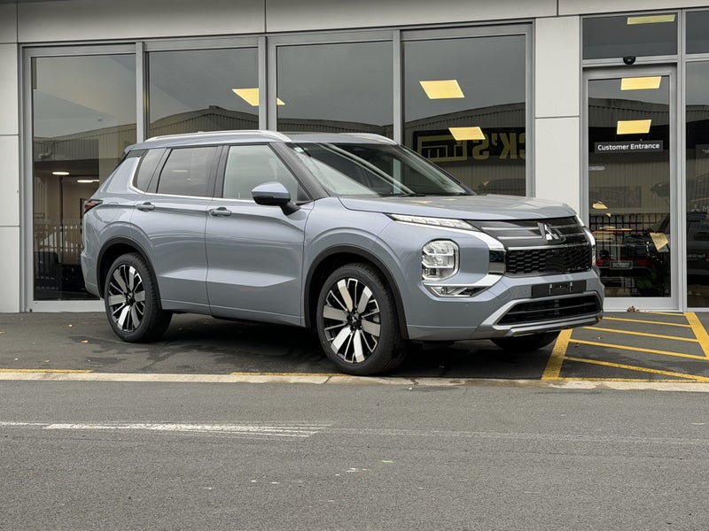2026 Mitsubishi Outlander 2.5P VRX 2WD CVT - YA...