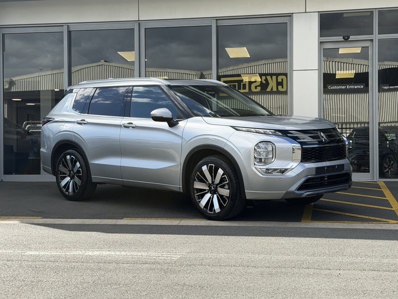 2026 Mitsubishi Outlander 2.5P VRX 2WD CVT - YA...