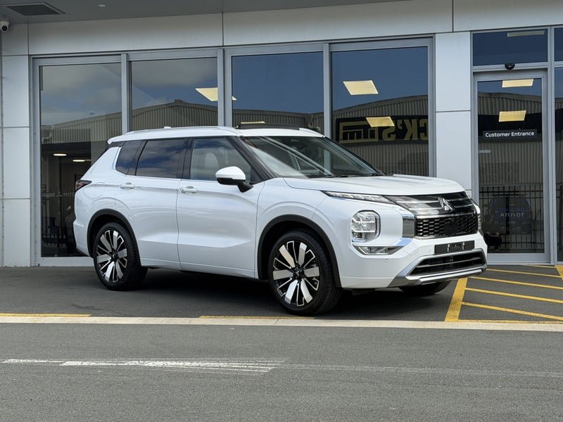 2026 Mitsubishi Outlander 2.5P VRX 4WD CVT - YA...