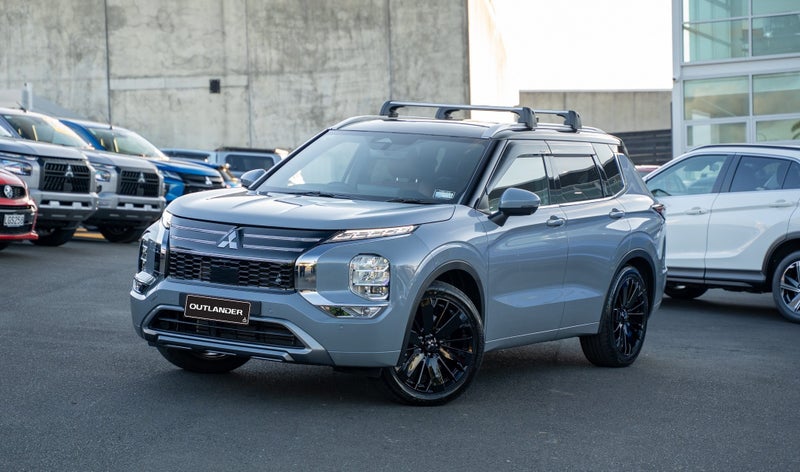 2026 Mitsubishi Outlander Exceed 2.5P/4Wd/Cvt