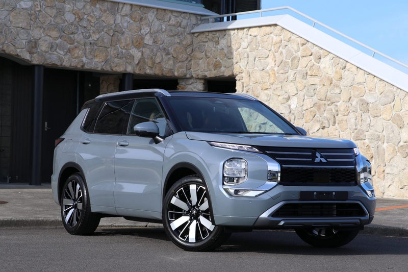 2026 Mitsubishi Outlander Exceed 4WD (S-AWC)