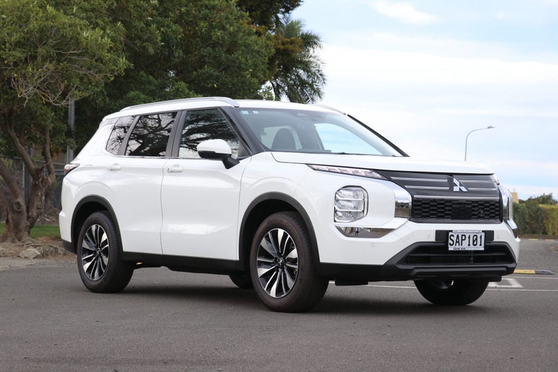 2026 Mitsubishi Outlander LS 2.5P 2WD