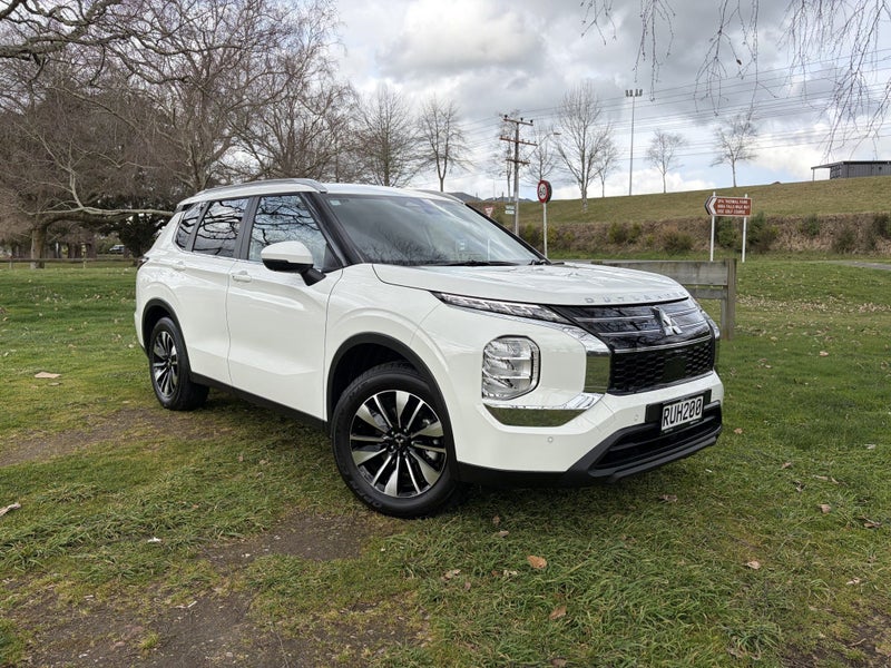 2026 Mitsubishi Outlander LS 2.5P/CVT
