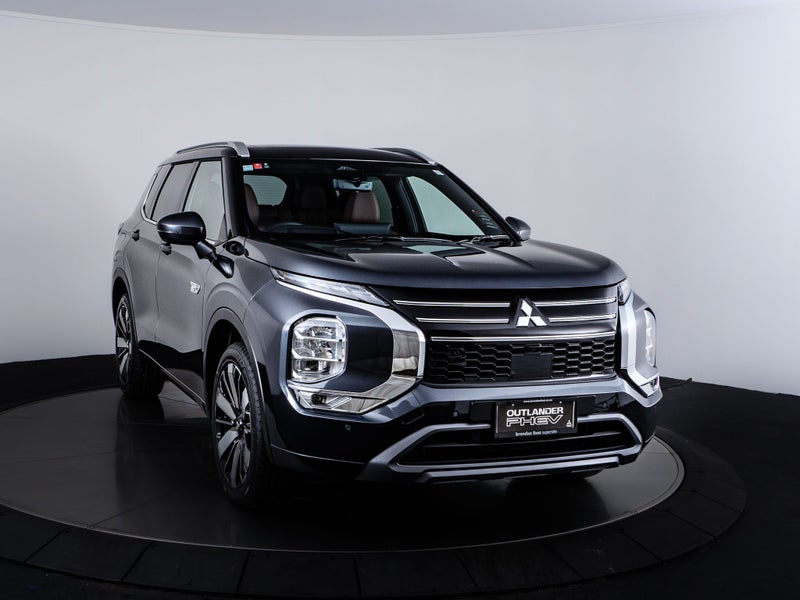2026 Mitsubishi Outlander PHEV EXCEED 4WD