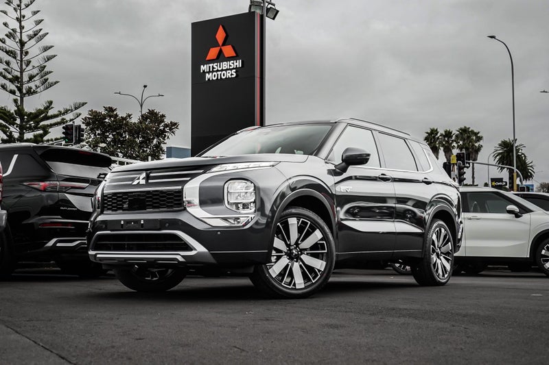 2026 Mitsubishi Outlander PHEV EXCEED 4WD