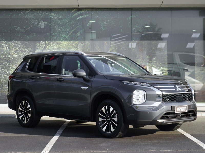 2026 Mitsubishi Outlander PHEV LS 4WD