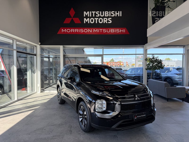 2026 Mitsubishi Outlander PHEV LS 4WD