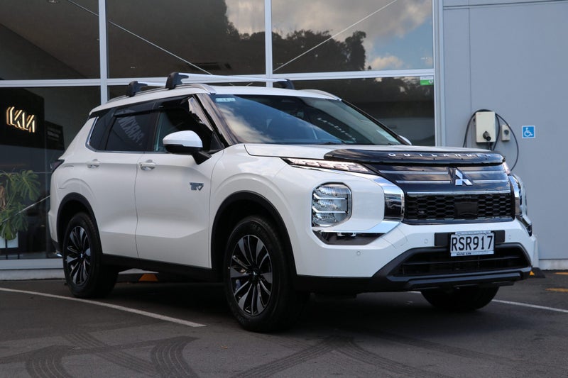 2026 Mitsubishi Outlander PHEV LS 4WD (S-AWC)