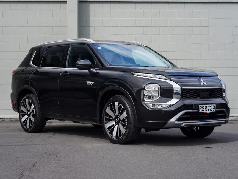 2026 Mitsubishi Outlander PHEV VRX 4WD