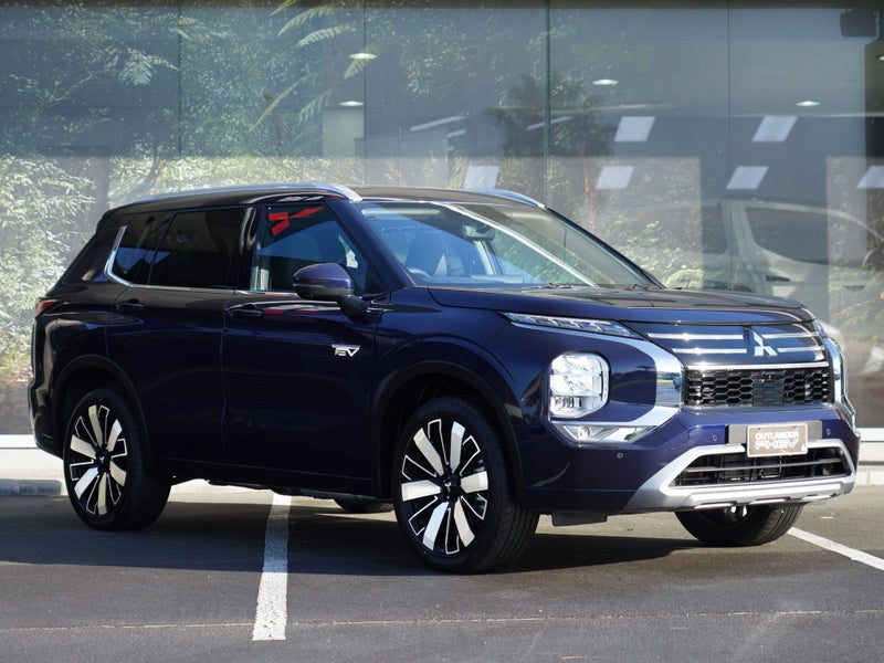2026 Mitsubishi Outlander PHEV VRX 4WD 7 SEAT SUV