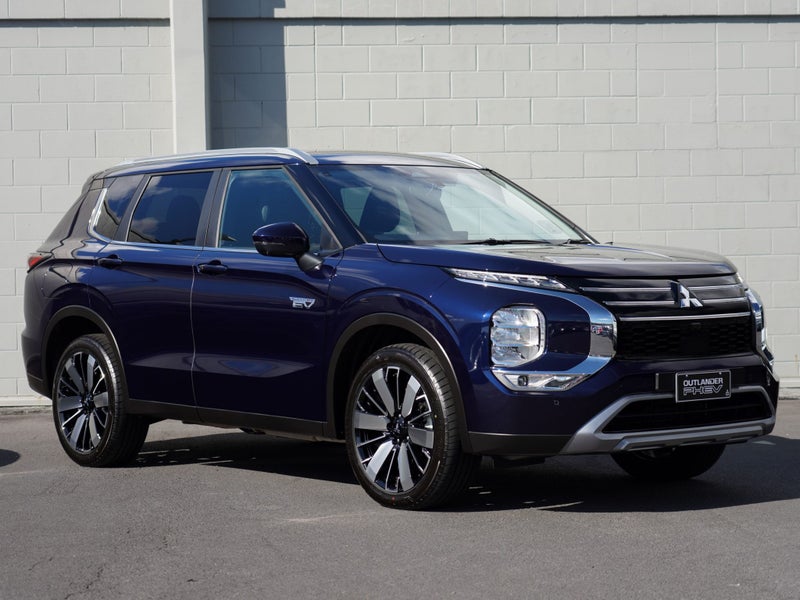 2026 Mitsubishi Outlander PHEV XLS 4WD