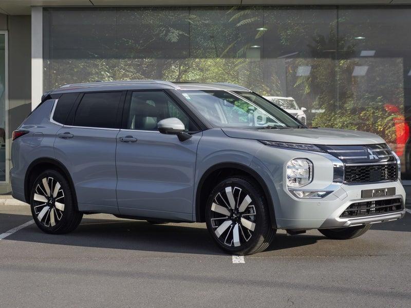 2026 Mitsubishi Outlander VRX 2.5 PETROL 2WD 7...