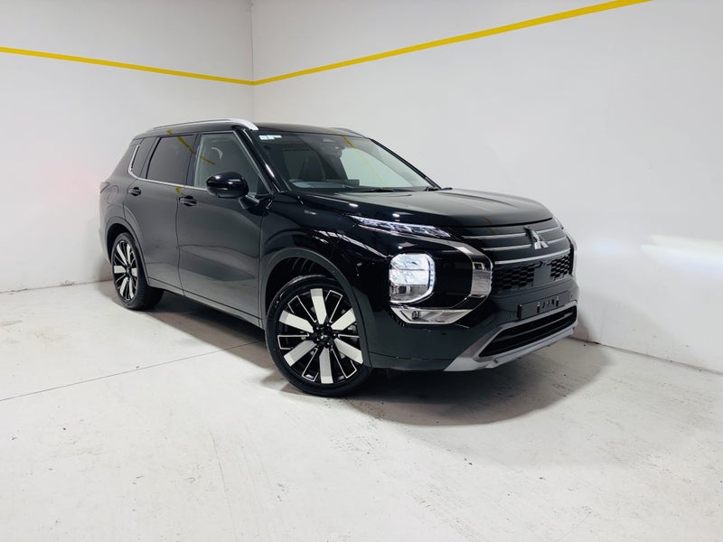 2026 Mitsubishi Outlander VRX 2.5P 2WD - 7 SEATS