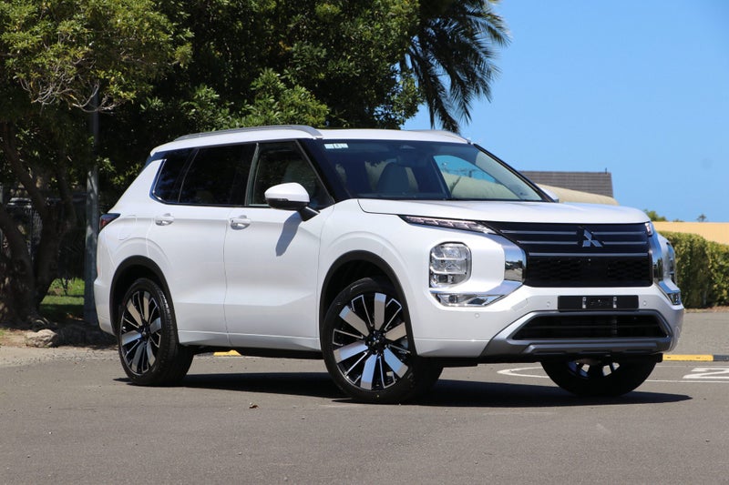 2026 Mitsubishi Outlander VRX 2WD 2.5P