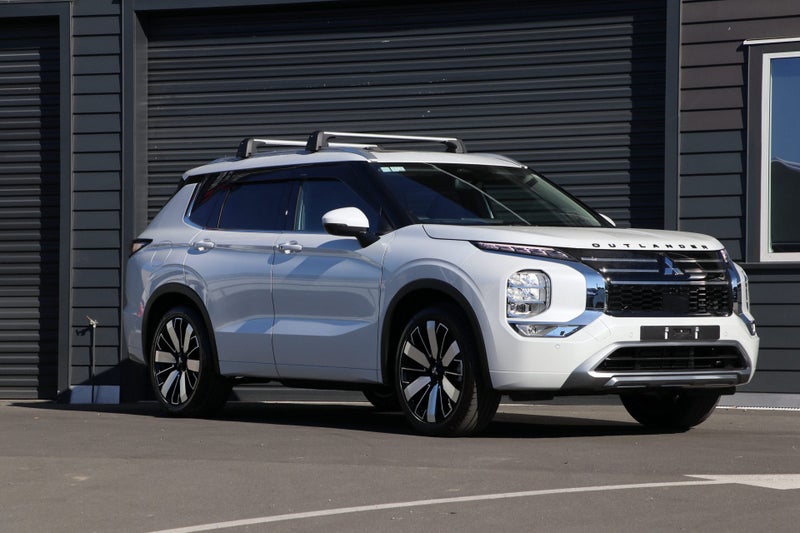 2026 Mitsubishi Outlander VRX 2WD 2.5P